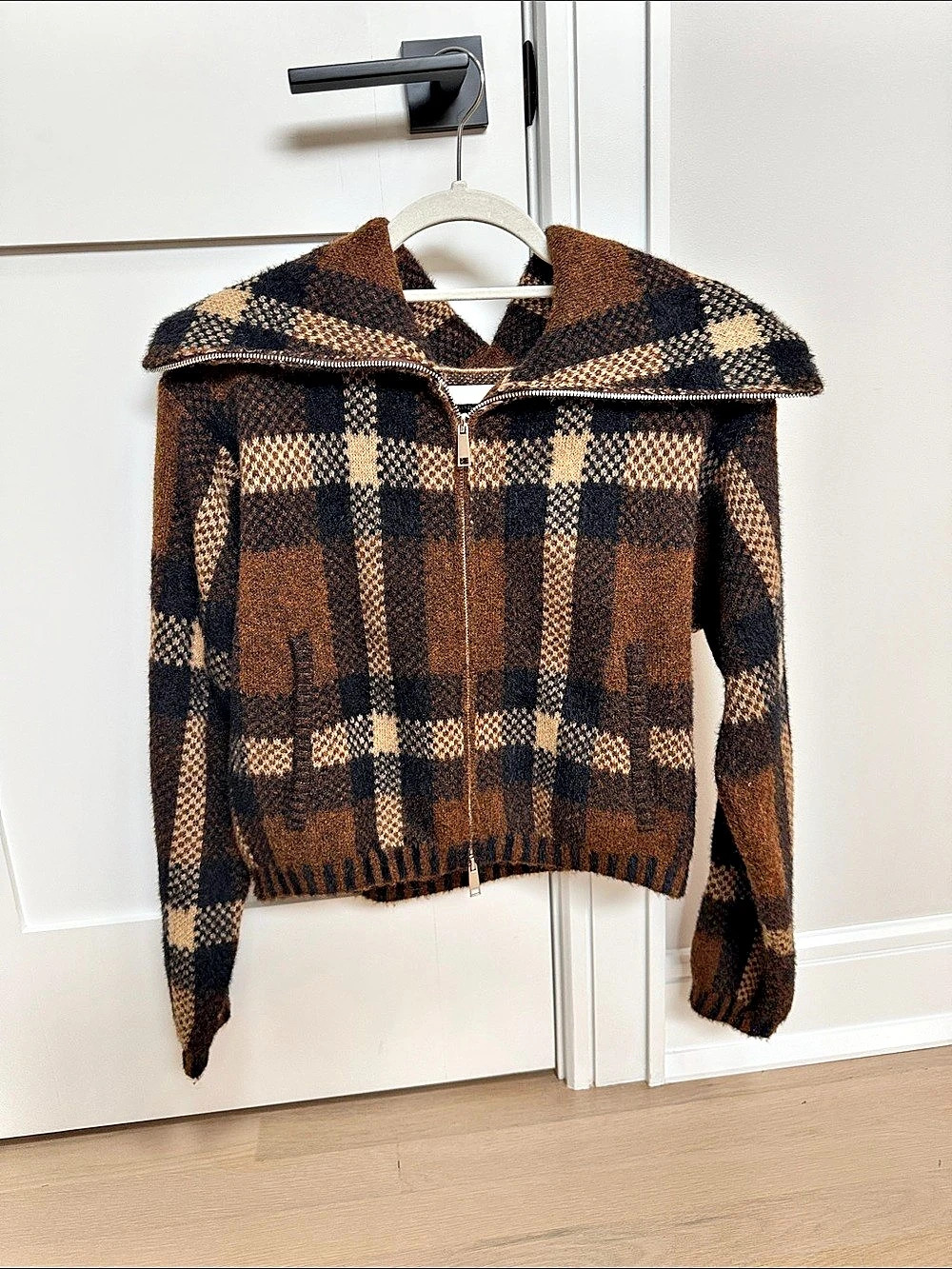 BLANKNYC Plaid Cowl Neck Sweater in Brown & Black Size XS